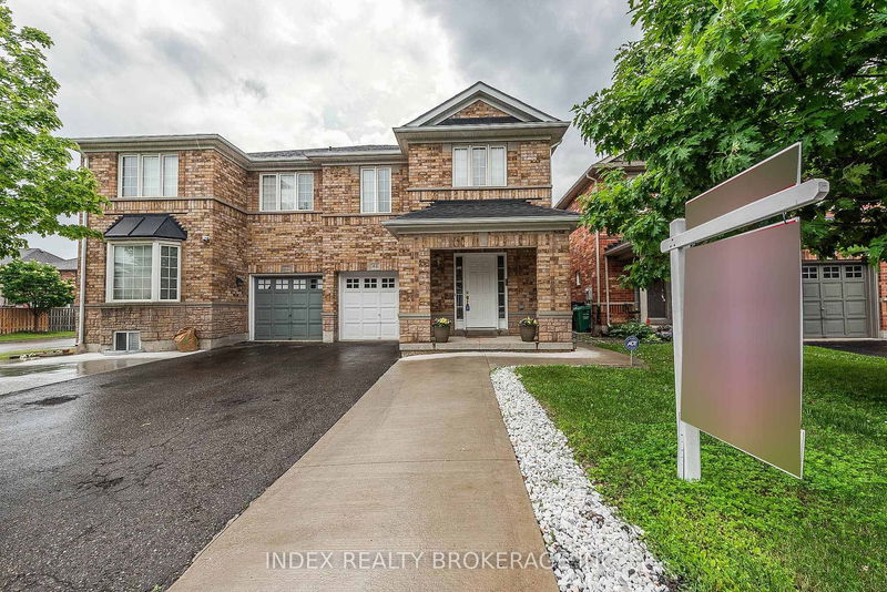 home for sale on 44 Silver Egret Road