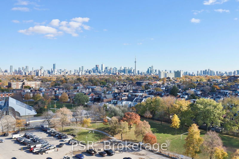 10 Graphophone Grve #1008, Toronto, Ontario (MLS W10410176)