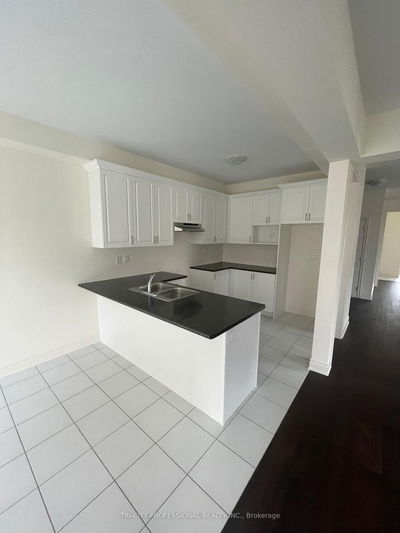 42 Donald Stewart Rd, Brampton - Northwest Brampton image-0-3