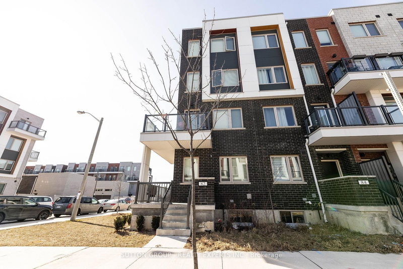 82 William Duncan Rd, Toronto, M3K 0B7 | Image 2