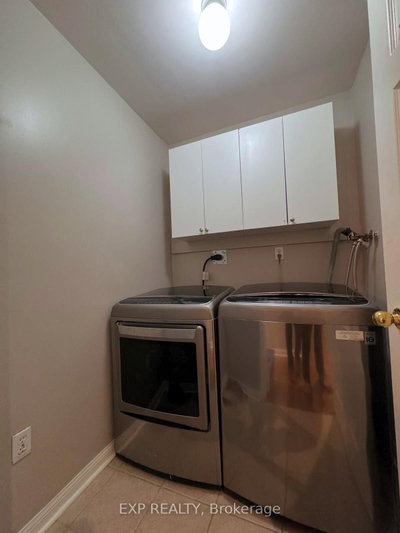 Unit #UPPER — 718 Irving Terrace — more photos