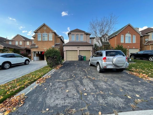 home for sale on 2547 Advent Court