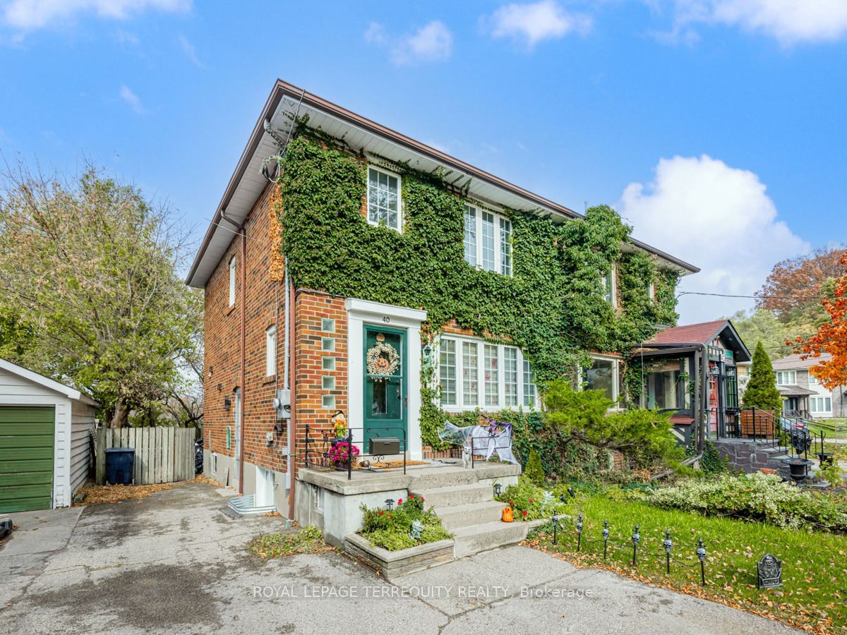 Lower Level for lease at 40 Brendwin Road, Toronto, Rockcliffe-Smythe, M6N 4V7 - MLS: W10412541