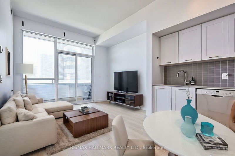 2200 Lake Shore Blvd W #816, Toronto, Ontario (MLS W10412715)