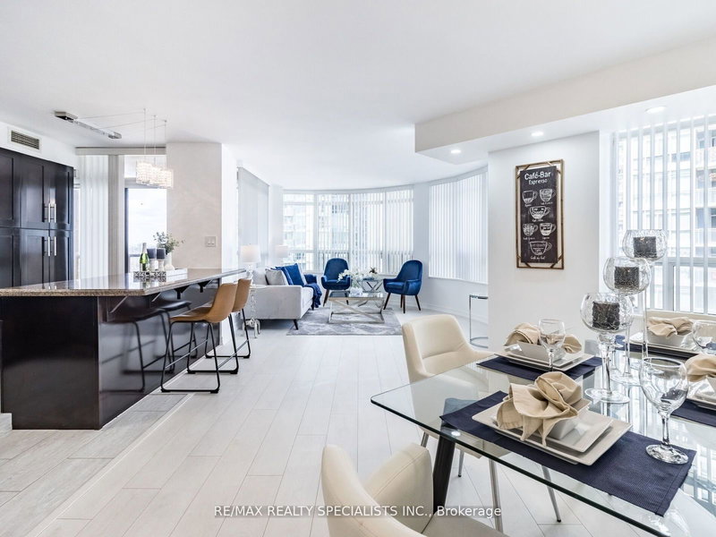 1906 - 3880 Duke Of York Blvd, Mississauga, L5B 4M7 | Image 3