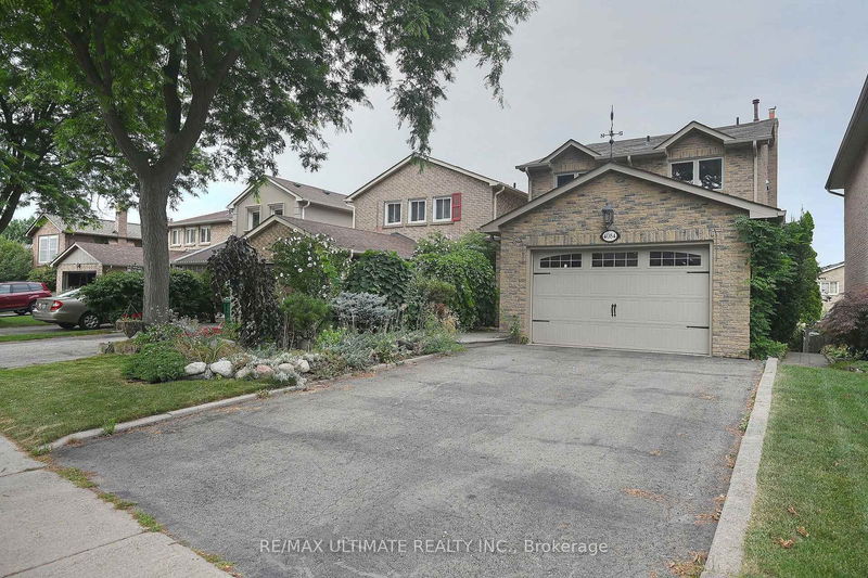 home for sale on 4084 Trapper Crescent