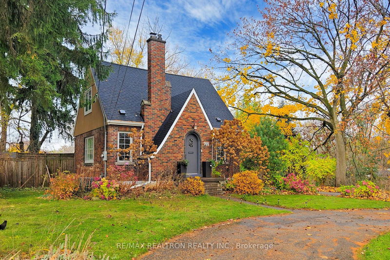 home for lease on 705 Cedar Avenue