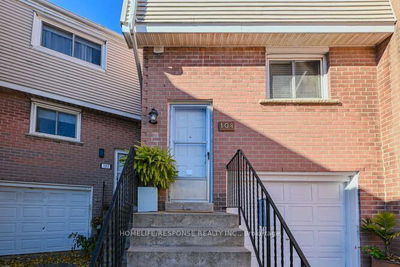 Townhouse sold at 108-400 MISSISSAUGA VALLEY Boulevard, Mississauga, Mississauga Valleys, L5A 3N6 - MLS: W10414378