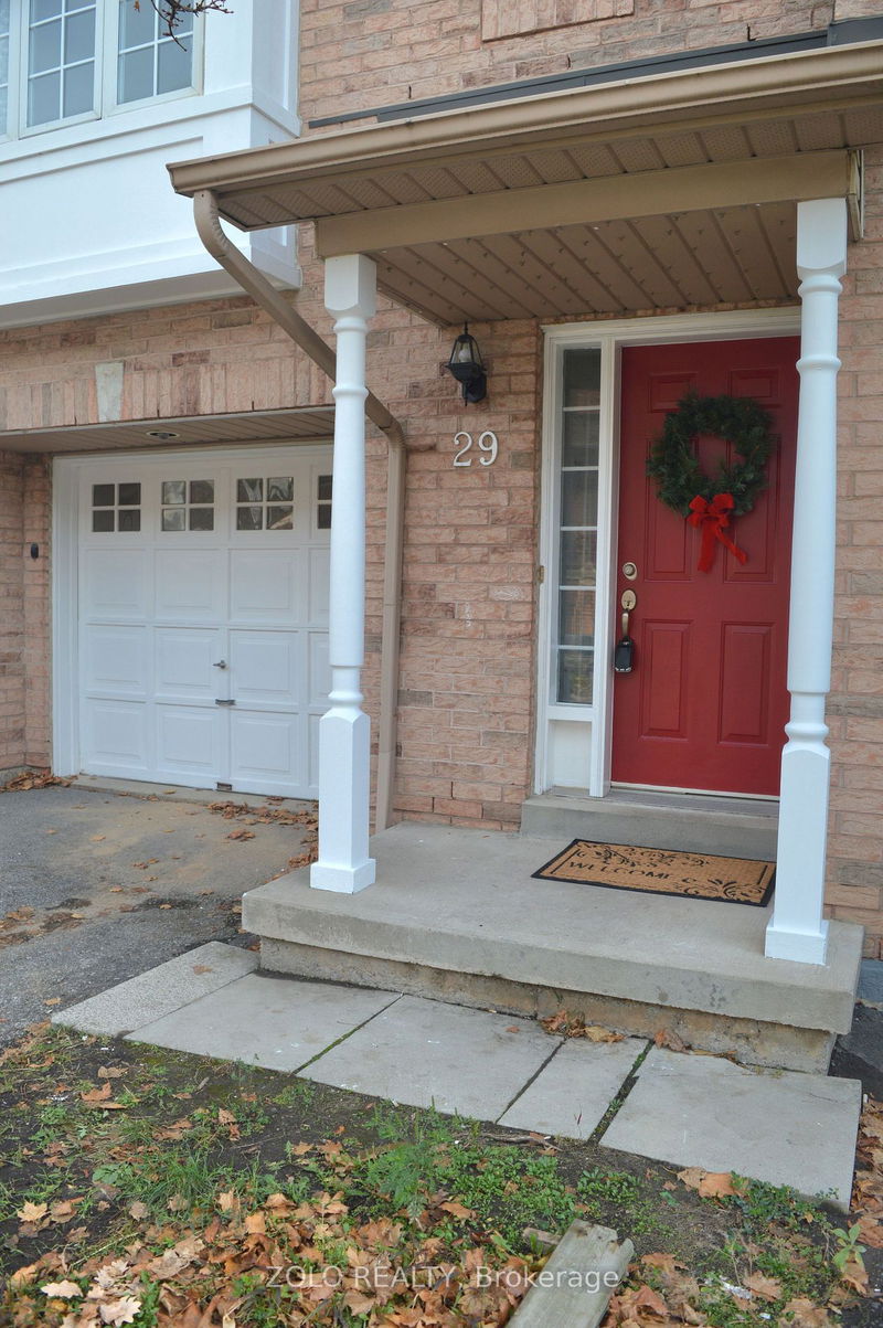 home for lease on 29-80 Acorn Place