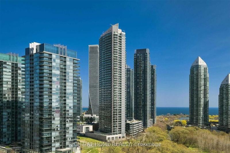 36 Park Lawn Rd #305, Toronto, Ontario (MLS W10416408)