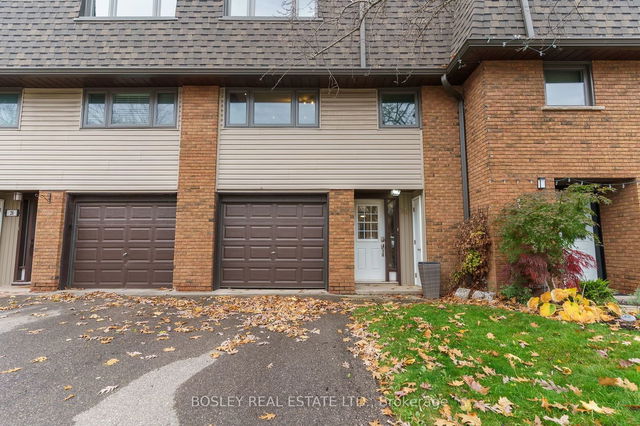 25 - 1270 Gainsborough Drive