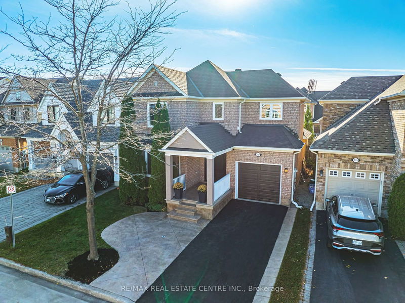 home for sale on 939 MCDUFFE Crescent