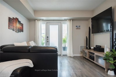 Condo sold at 111-1045 NADALIN Heights, Milton, Ontario, L9T 8R5 - Willmott - MLS: W10418217