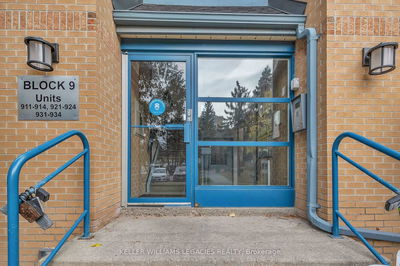 Unit 922 — 95 Trailwood Dr, Mississauga - Hurontario image-0-2