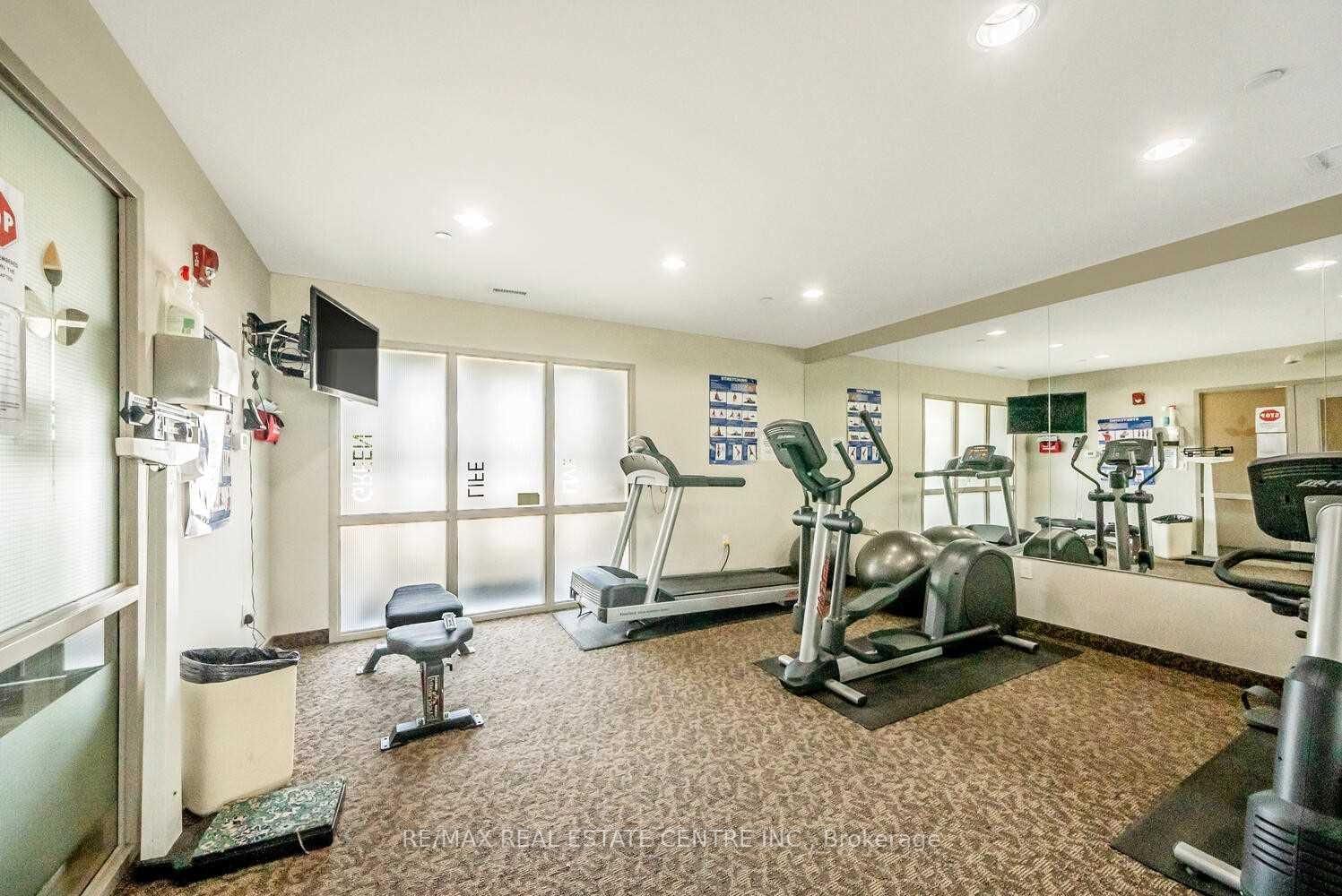 383 Main Street E, Unit 315 - Photo 5