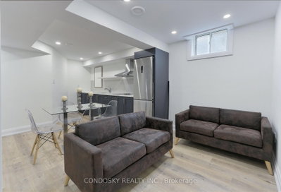 5226 Bushelgrove Circle — more photos