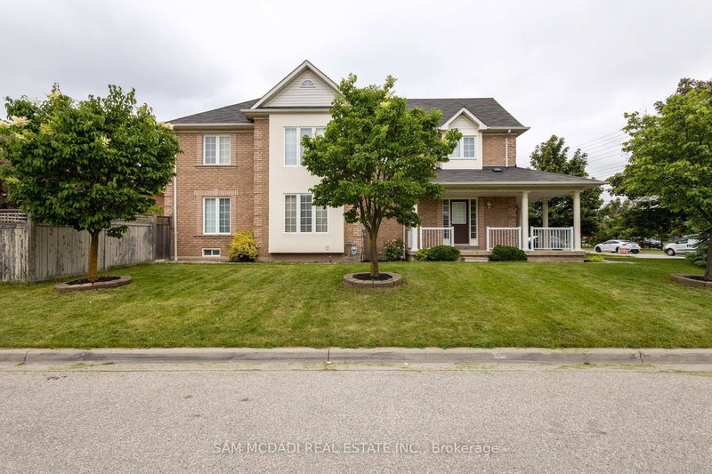 3091 Turbine Cres, Mississauga, L5M 6X1 | Image 2