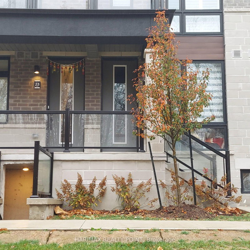 25 - 40 Knotsberry Circ, Brampton, L6Y 6G1 | Image 2