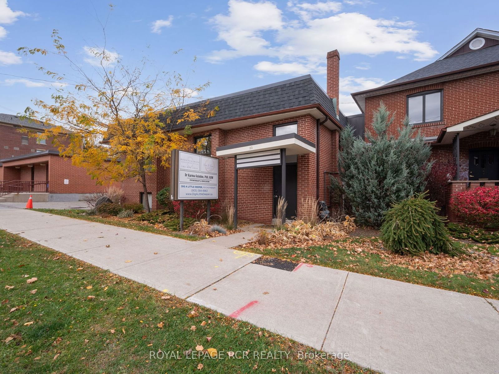 Building at 33 King Street, Caledon, Bolton West