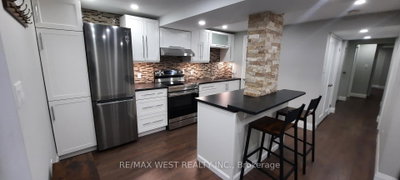 Unit Lower — 19 Elmbrook Crescent — photo 2