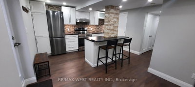 Unit Lower — 19 Elmbrook Crescent — photo 3