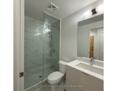Unit 1410 — 202 Burnhamthorpe Road E — photo 3
