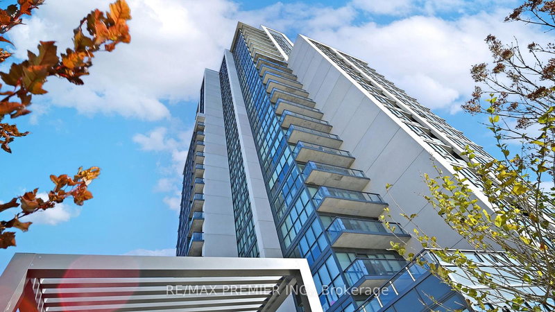 808 - 15 Lynch St, Brampton, L6W 0C7 | Image 2