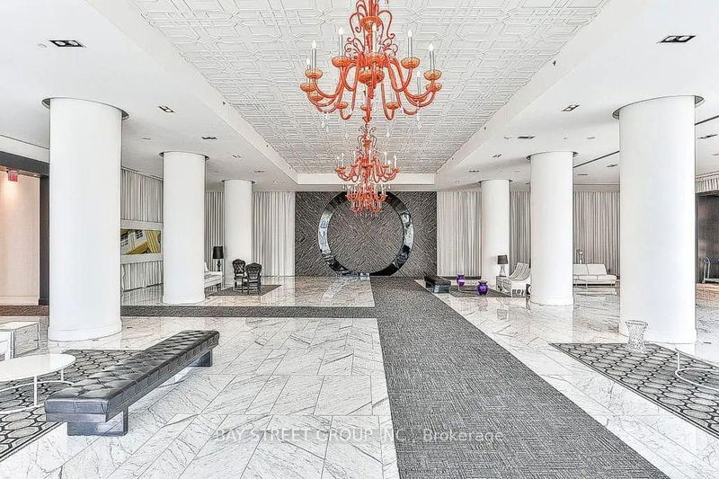 home for lease on 2011-88 Park Lawn Road