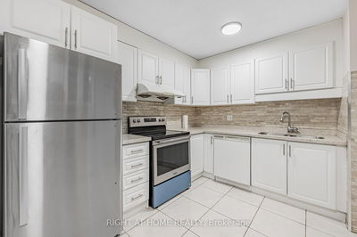 Unit 314 — 50 Mississauga Valley Blvd, Mississauga - Mississauga Valleys image-0-3