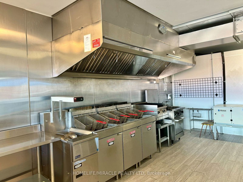 3 - 352 Queen St, Halton Hills, L7J 1R2 | Image 3