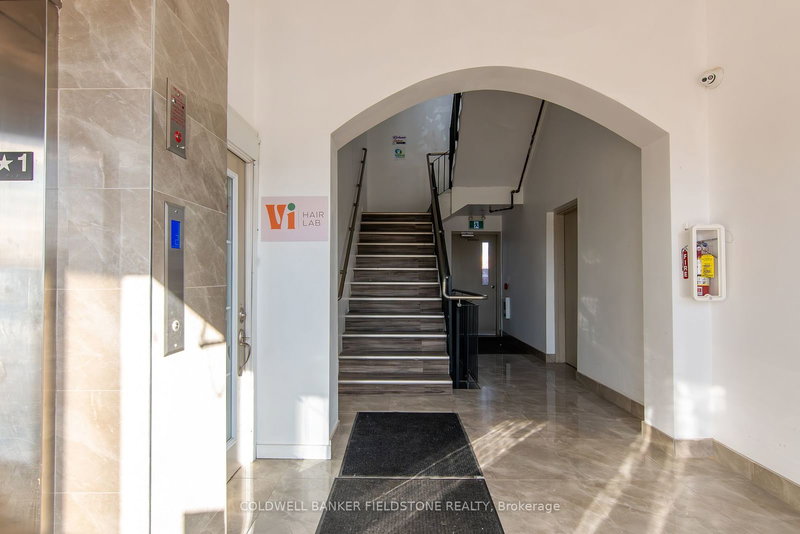 Offi1&2 - 251 Guelph St, Halton Hills, L7G 4B1 | Image 3