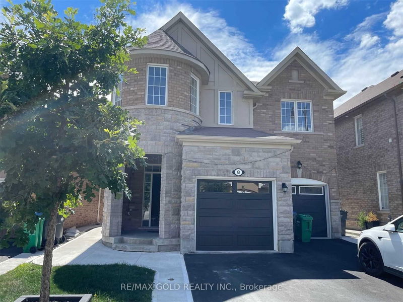 home for lease on 8 Fenchurch Drive