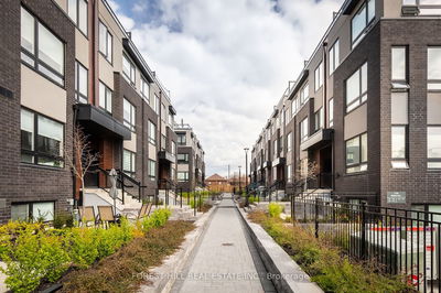 Unit 307 — 1100 Briar Hill Ave, Toronto - Briar Hill-Belgravia image-0-1