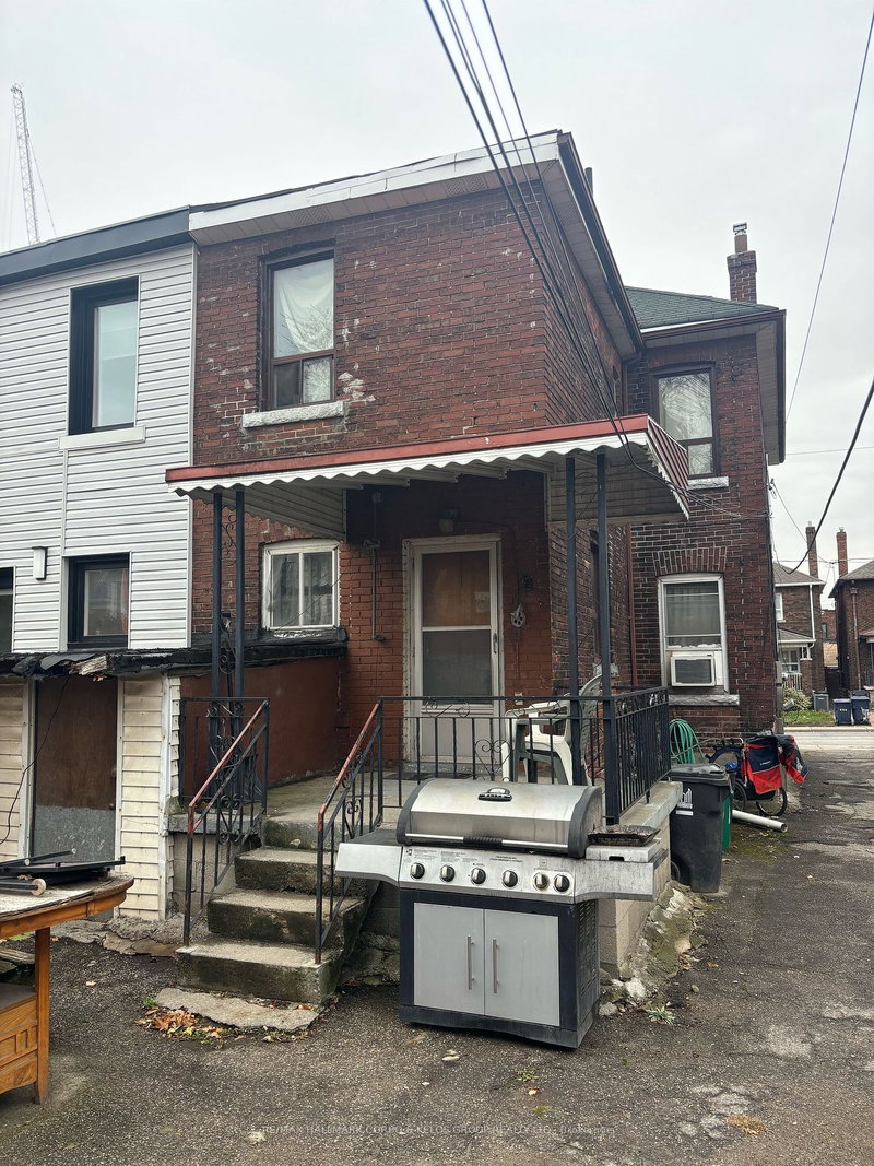 415 Symington Ave, Toronto, M6N 2W4 | Image 2