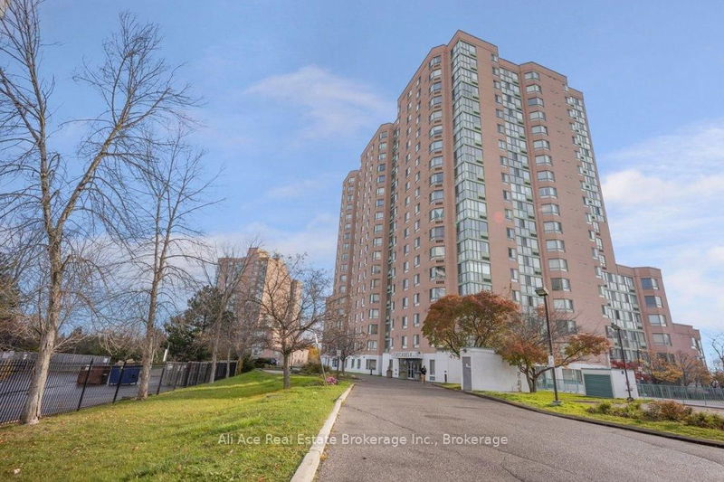 home for sale on 510-41 Markbrook Lane