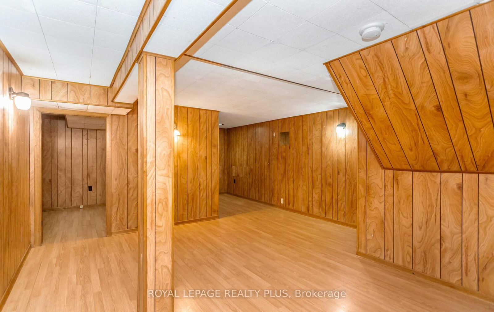 Listing Image 30