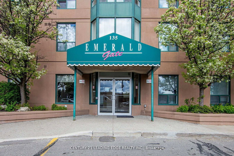 1410 - 135 Hillcrest Ave, Mississauga, L5B 4B1 | Image 2