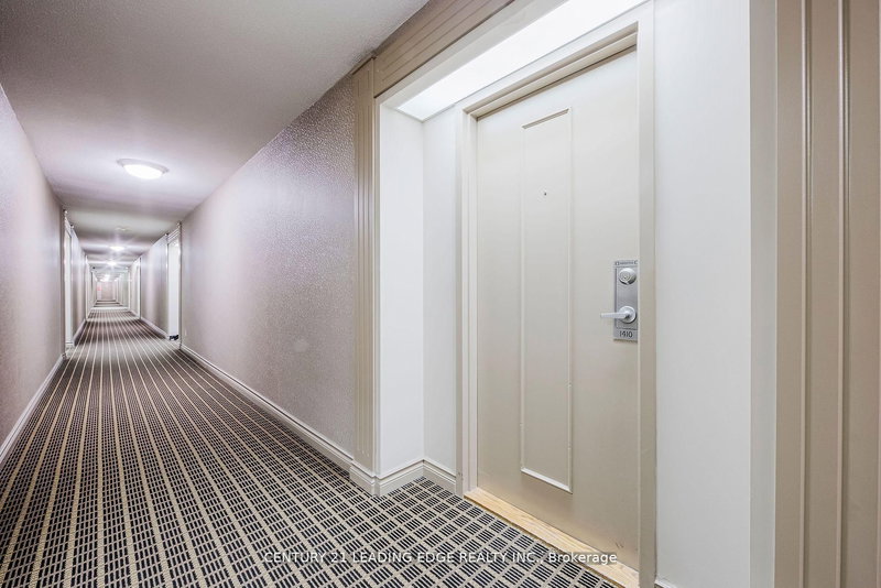 1410 - 135 Hillcrest Ave, Mississauga, L5B 4B1 | Image 3