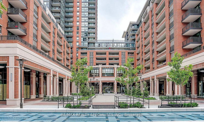 home for sale on 822-830 Lawrence Avenue