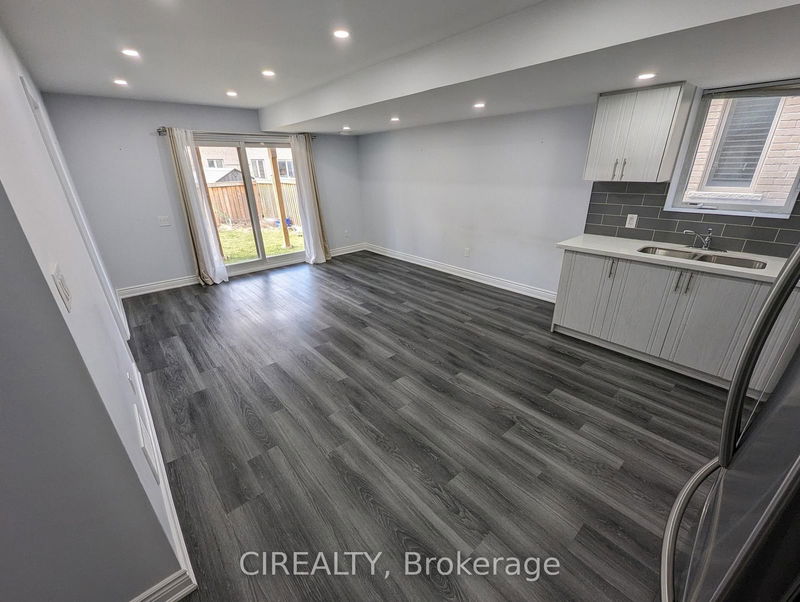 home for lease on Lower-48 Newhouse Boulevard