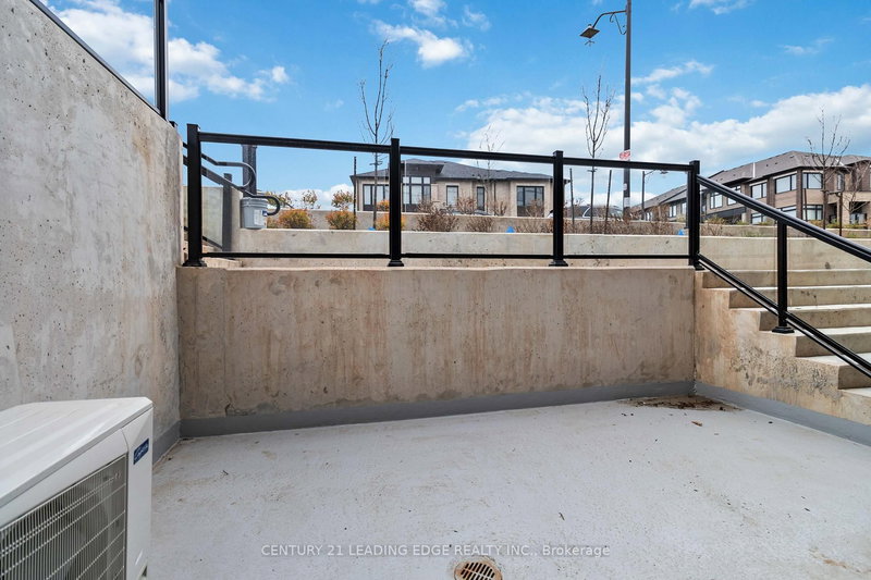 128 - 1569 Rose Way, Milton, L9E 1N4 | Image 3