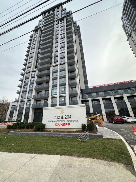 home for lease on 704-204 Burnhamthorpe Road E