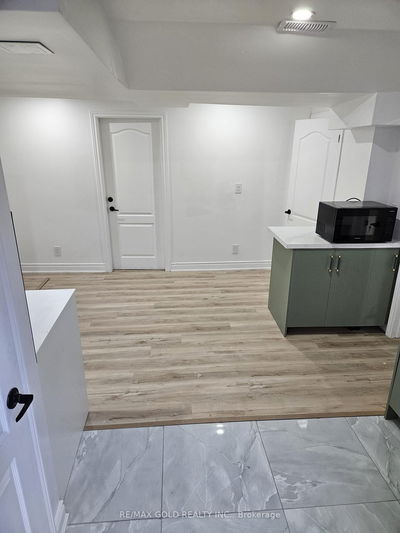 Unit Basment — 49 Dawnridge Tr, Brampton - Heart Lake West image-0-1
