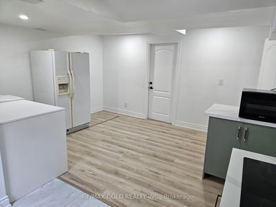 Unit Basment — 49 Dawnridge Tr, Brampton - Heart Lake West image-0-3