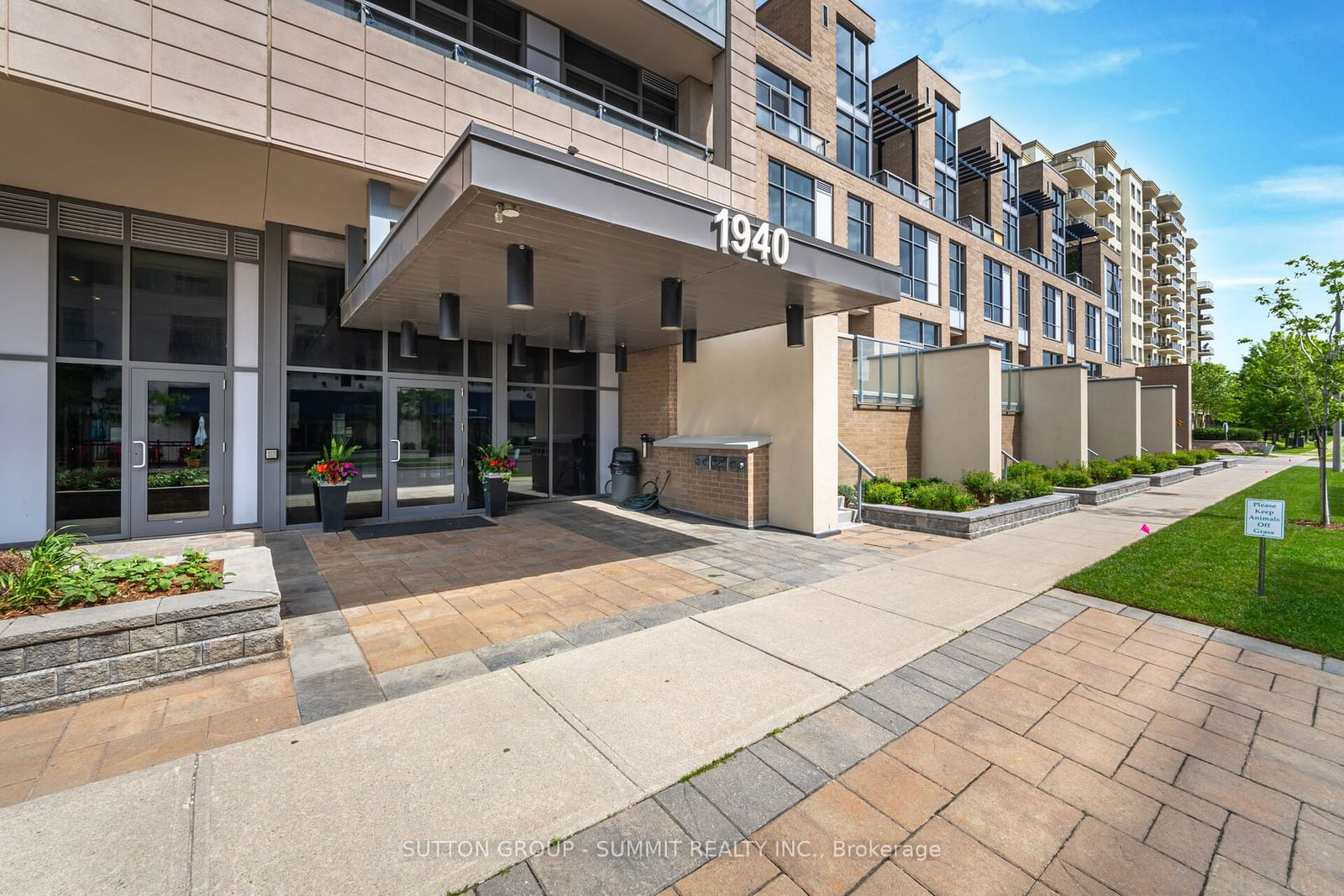 Condo for lease at 1103-1940 ironstone Drive, Burlington, Uptown, L7L 0E4 - MLS: W10429585