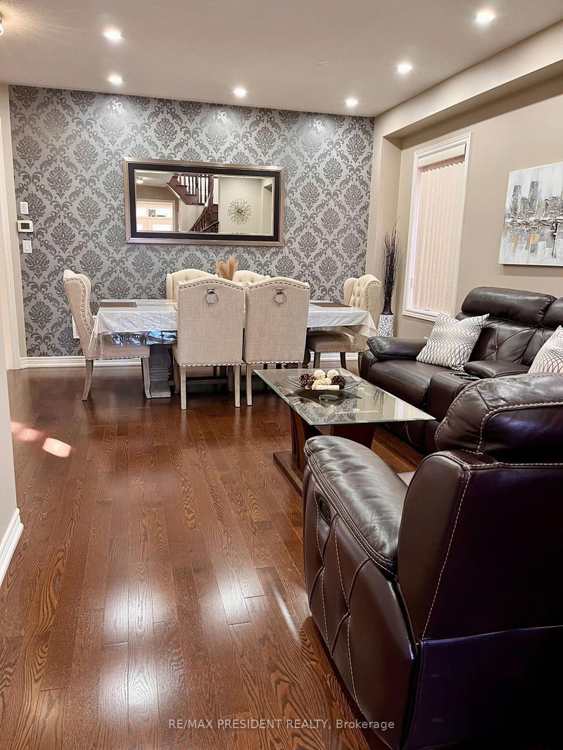 Room2