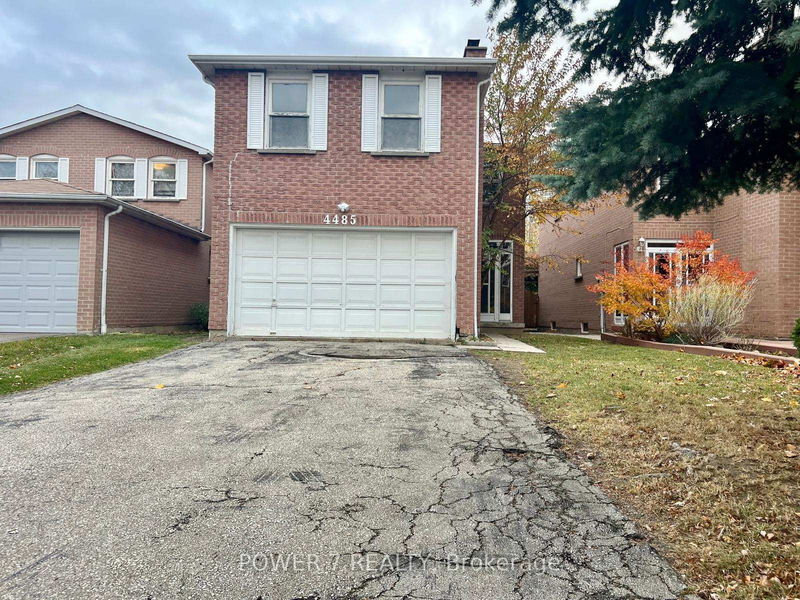 home for lease on 4485 Jenkins Crescent