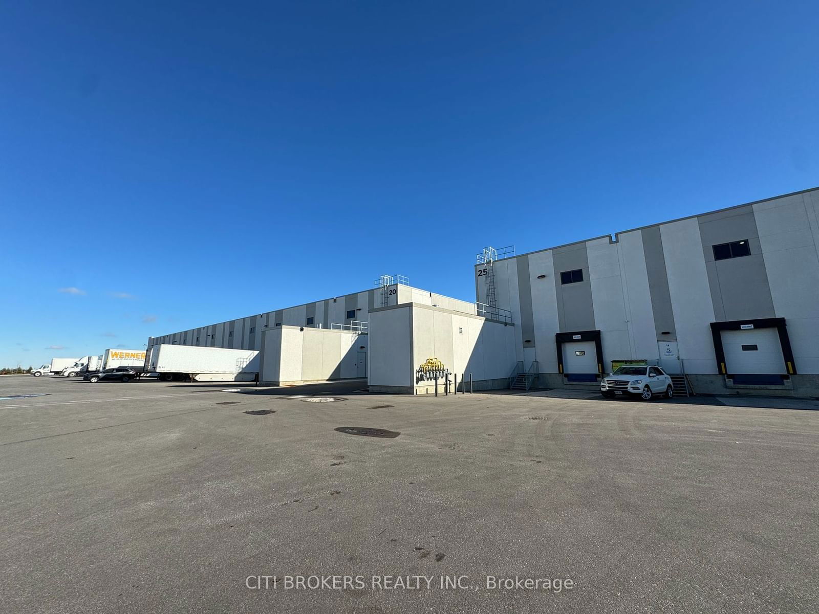 Industrial for sale at 15-25 Newkirk Court, Brampton, Sandringham-Wellington North, L6Z 0B5 - MLS: W10432158