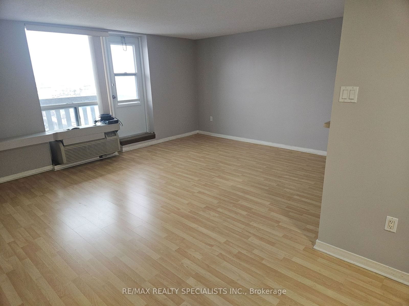 Condo for lease at 614-6720 Glen Erin Drive, Mississauga, Meadowvale, L5N 3K8 - MLS: W10432442