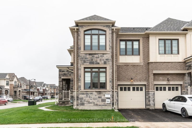 home for lease on 451 Whitlock Avenue